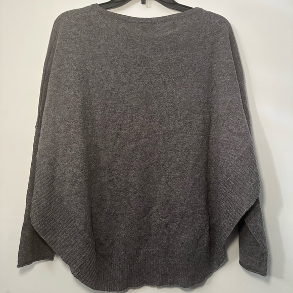 Qi 100% Cashmere Gray Shrug Lagenlook Normcore Poncho Sweater Fall Staple Size L - Picture 15 of 16